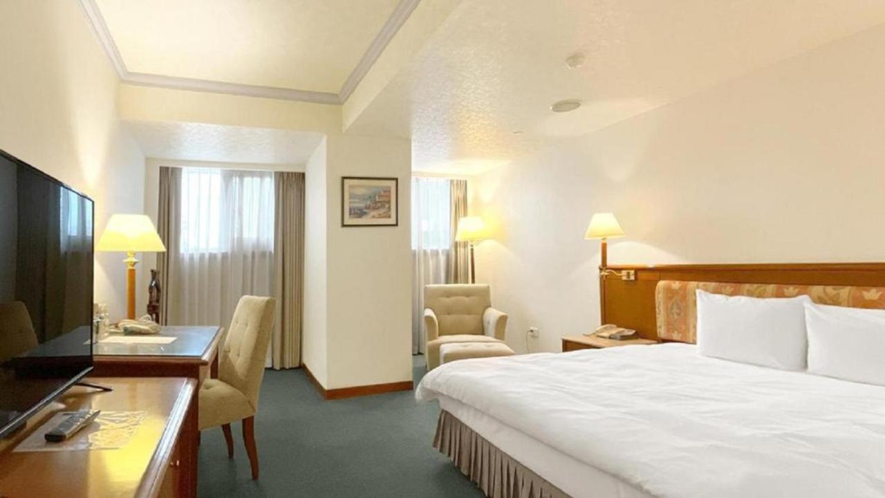 Hotel Avenue Синьчжу Экстерьер фото